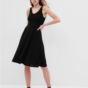 GAP Linen-Blend Scoop Back Midi Dress - Size M